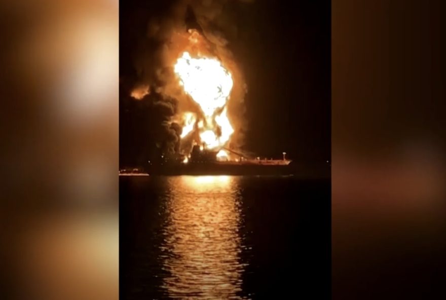 video3A-iraque-suspende-operacoes-nos-portos-de-petroleo-apos-novos-ataques-no-golfo-persico video3A-iraque-suspende-operacoes-nos-portos-de-petroleo-apos-novos-ataques-no-golfo-persico