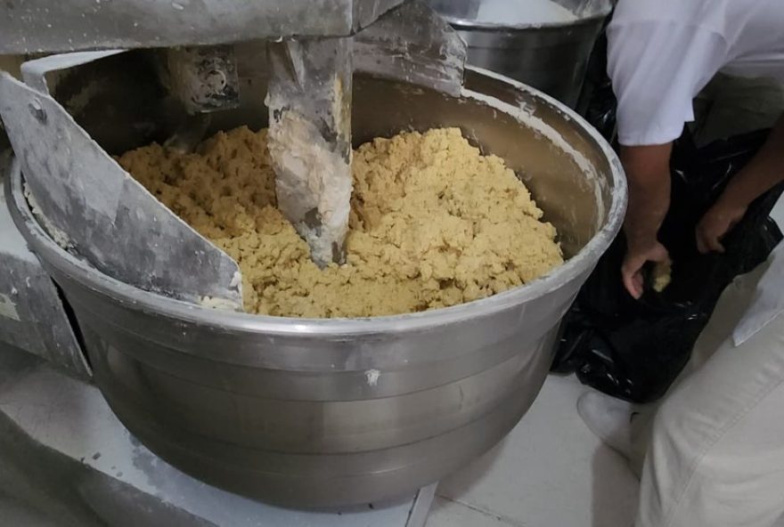vigilancia-sanitaria-interdita-fabrica-irregular-de-paes-em-limeira-sp