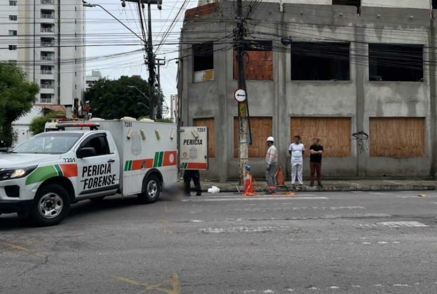 vigilante-morre-apos-choque-eletrico-em-predio-de-fortaleza3A-vitima-de-49-anos-caiu-de-laje-ao-escoar-agua