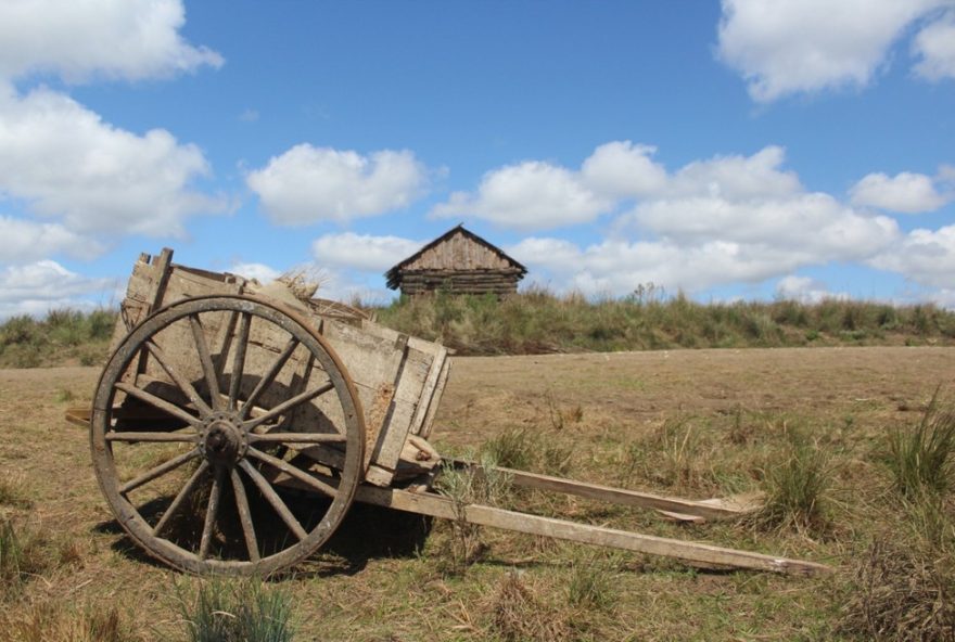 vila-construida-do-zero3A-bastidores-de-filme-gravado-no-pr-com-espaco-aereo-fechado vila-construida-do-zero3A-bastidores-de-filme-gravado-no-pr-com-espaco-aereo-fechado