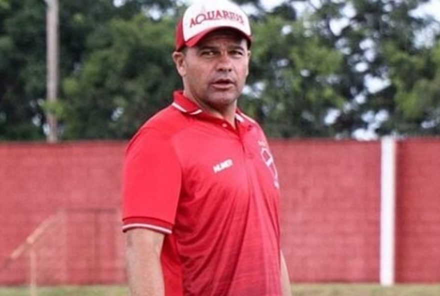 vila-nova-anuncia-a-volta-do-tecnico-umberto-louzer-para-o-encerramento-da-serie-b