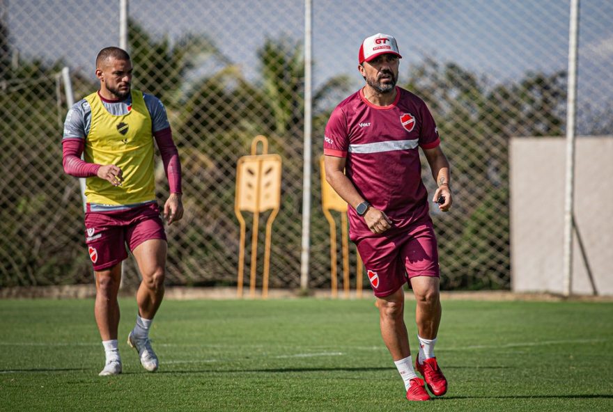 vila-nova-busca-vaga-no-g-4-da-serie-b-com-vitorias-consecutivas-e-foco-nos-proximos-desafios