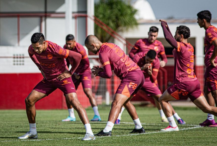 vila-nova-garante-permanencia-na-serie-b-apos-empate-e-rescisoes-de-contrato vila-nova-garante-permanencia-na-serie-b-apos-empate-e-rescisoes-de-contrato