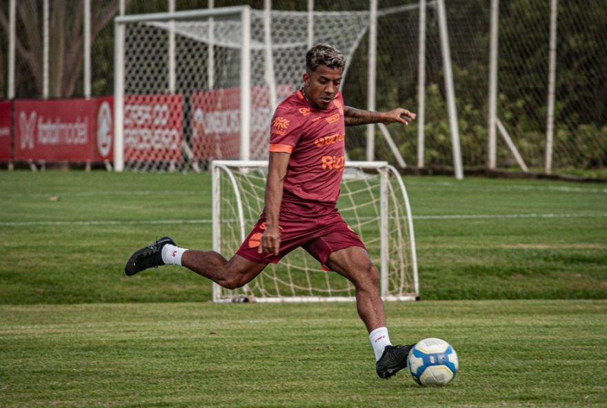vila-nova-rescinde-contrato-de-nathan-melo-e-vinicius-paiva3A-entenda-os-detalhes-da-saida-dos-jogadores vila-nova-rescinde-contrato-de-nathan-melo-e-vinicius-paiva3A-entenda-os-detalhes-da-saida-dos-jogadores