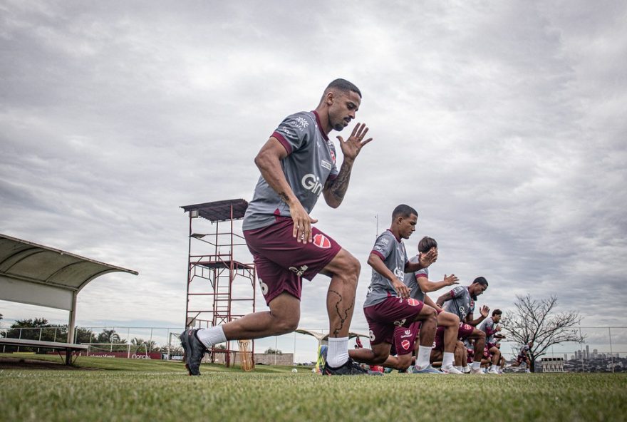 vila-nova-se-prepara-para-buscar-reabilitacao-diante-da-jataiense3A-dellatorre-destaca-importancia-do-periodo-sem-jogos vila-nova-se-prepara-para-buscar-reabilitacao-diante-da-jataiense3A-dellatorre-destaca-importancia-do-periodo-sem-jogos