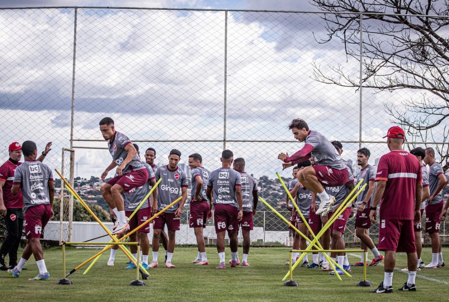 vila-nova-se-prepara-para-copa-do-brasil-apos-eliminacao-no-goianao vila-nova-se-prepara-para-copa-do-brasil-apos-eliminacao-no-goianao
