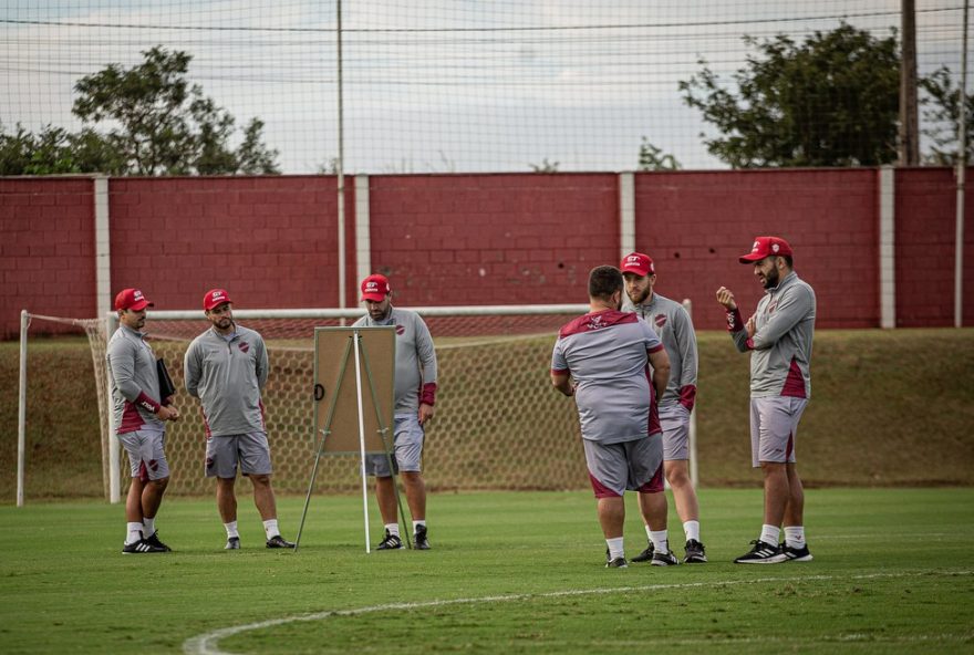 vila-nova-se-prepara-para-enfrentar-criciuma-na-serie-b3A-desfalques2C-recuperacoes-e-expectativas-de-vitoria