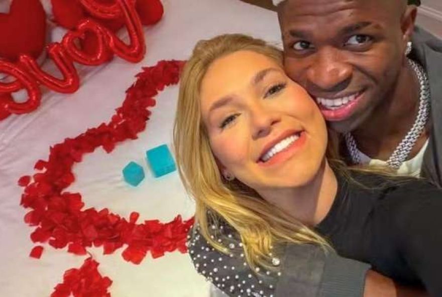 vini-jr.-e-virginia3A-tres-meses-de-namoro-discreto-e-cheio-de-significado vini-jr.-e-virginia3A-tres-meses-de-namoro-discreto-e-cheio-de-significado