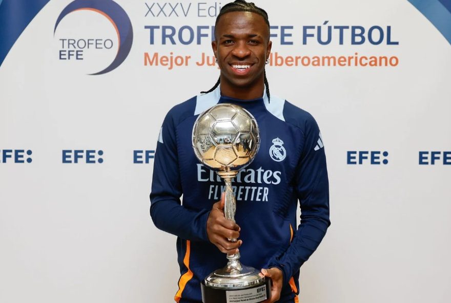 vinicius-junior2C-do-real-madrid2C-e-premiado-melhor-jogador-iberoamericano-de-2024-pela-efe