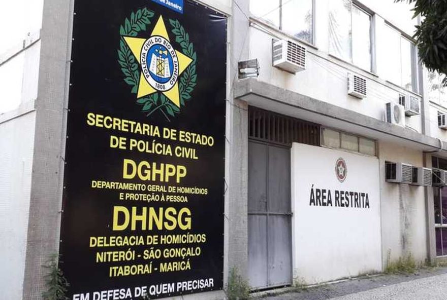 violencia-armada-em-sao-goncalo-jovem-e-morta-por-tiro-na-cabeca-no-complexo-do-salgueiro