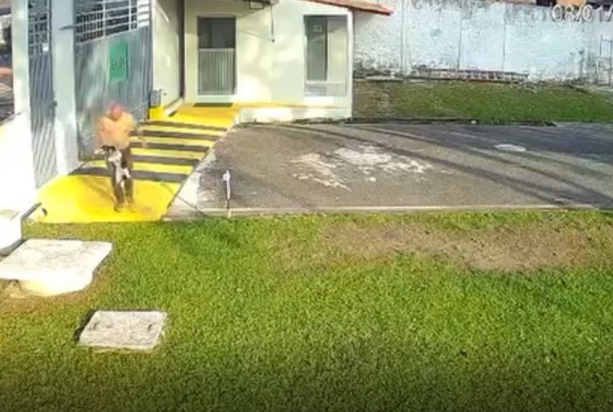 violencia-contra-animais3A-cachorro-e-agredido-por-tutor-em-belem.-justica-precisa-ser-feita violencia-contra-animais3A-cachorro-e-agredido-por-tutor-em-belem.-justica-precisa-ser-feita