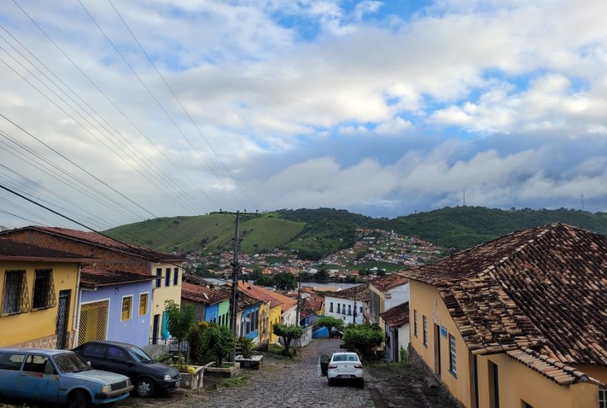 violencia-na-bahia3A-dois-corpos-encontrados-com-tiros-e-cabecas-decepadas.-investigacao-em-andamento.-medidas-de-seguranca-sao-urgentes