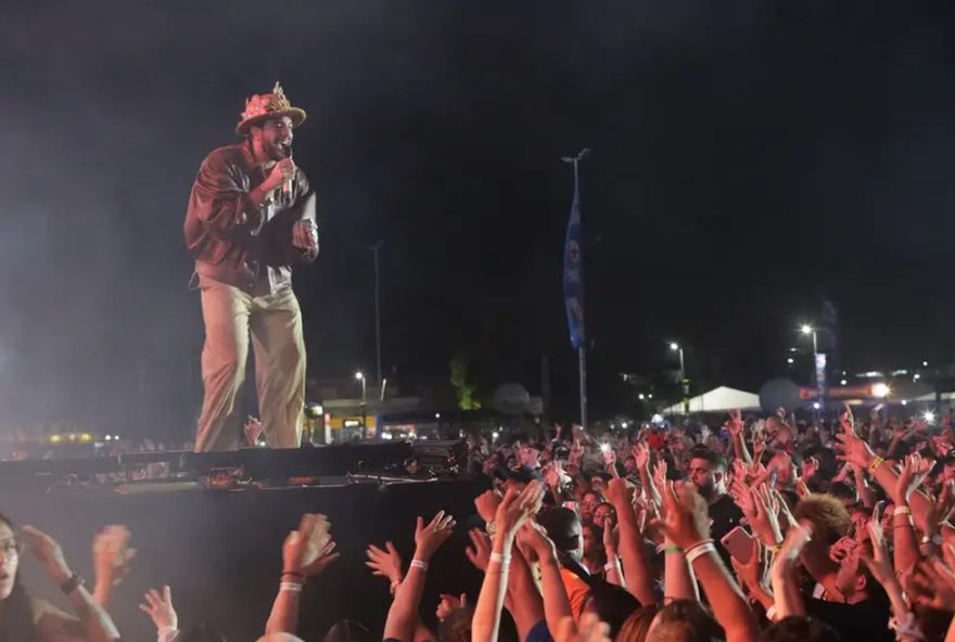 vira-para-20253A-reveillon-gratuito-com-joelma-e-gaby-amarantos-no-mangueirao vira-para-20253A-reveillon-gratuito-com-joelma-e-gaby-amarantos-no-mangueirao