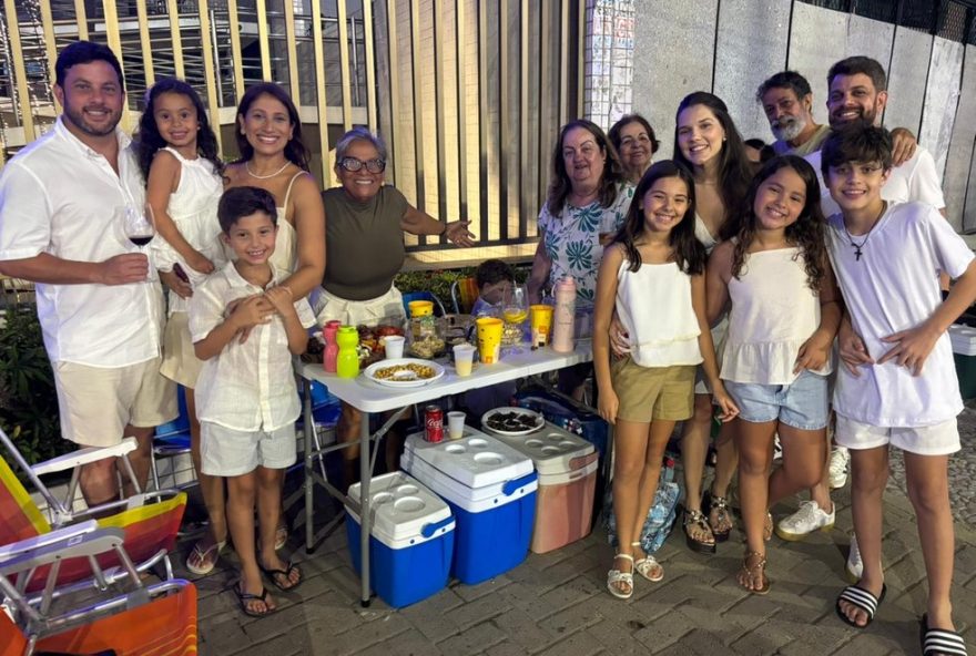 virada-do-ano-na-orla-de-boa-viagem3A-familias-e-amigos-celebram-com-wesley-safadao-e-shows-especiais-em-2026 virada-do-ano-na-orla-de-boa-viagem3A-familias-e-amigos-celebram-com-wesley-safadao-e-shows-especiais-em-2026