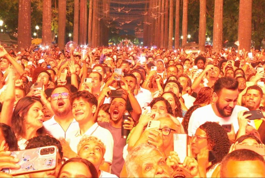 virada-do-ano-na-praca-da-liberdade3A-multidao-celebra-mineiridade-em-bh virada-do-ano-na-praca-da-liberdade3A-multidao-celebra-mineiridade-em-bh