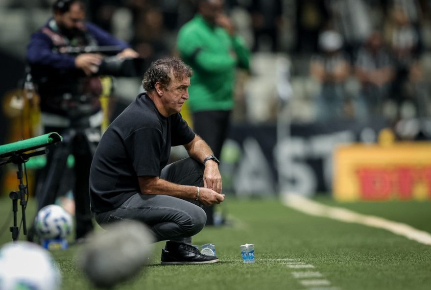 virose-no-atletico-mg3A-cuca-revela-impacto-nos-jogadores-e-desempenho-em-campo