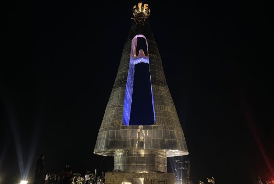 visitacao-a-estatua-de-nossa-senhora-aparecida3A-saiba-mais-sobre-este-monumento-majestoso-em-sp