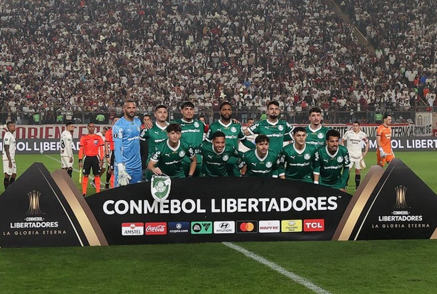 vitor-roque-e-flaco-brilham-na-libertadores3A-as-atuacoes-do-palmeiras-em-vitoria-avassaladora