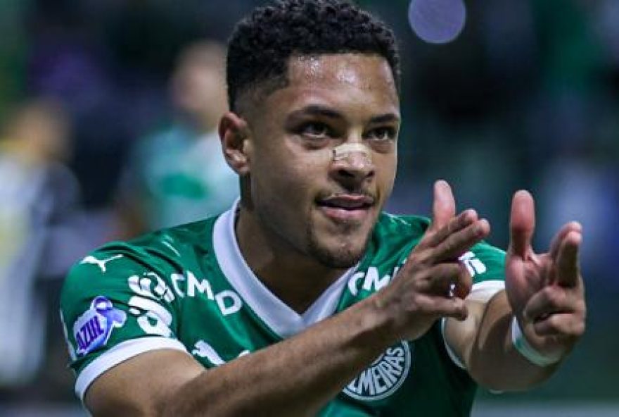 vitor-roque-treina-com-elenco-e-deve-ser-reforco vitor-roque-treina-com-elenco-e-deve-ser-reforco