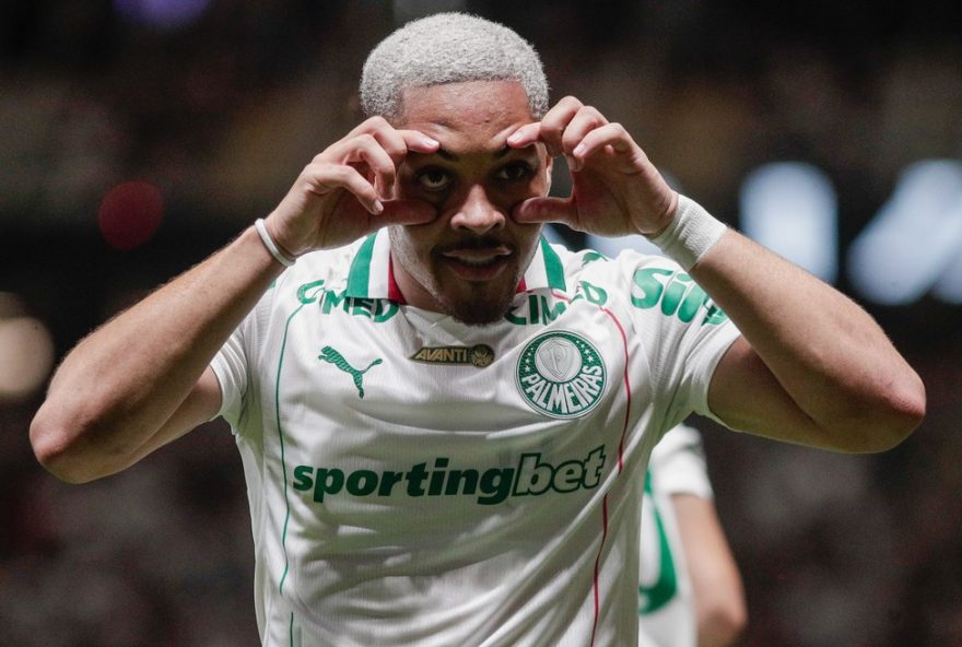 vitor-roque2C-neymar-e-marlon-brilham-no-cartola-20263A-veja-o-top-5-de-pontuacoes MG - BELO HORIZONTE - 28/01/2026 - BRASILEIRO A 2026, ATLETICO X PALMEIRAS -Vitor Roque jogador do Palmeiras comemora seu gol durante partida contra o Atletico no estadio Arena MRV pelo campeonato Brasileiro A 2026. Foto: Fernando Moreno/AGIF