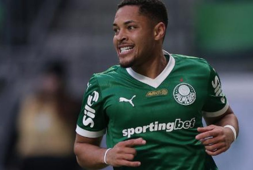 vitor-roque3A-a-ultima-chance-de-superar-marca-na-europa