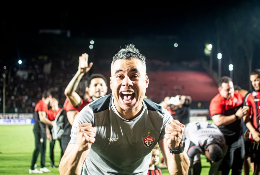 vitoria-renova-contrato-com-jair-ventura-para-nova-temporada-de-sucesso vitoria-renova-contrato-com-jair-ventura-para-nova-temporada-de-sucesso
