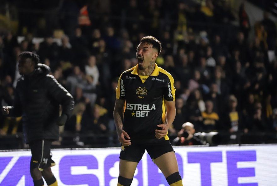 volante-de-lobo-impulsiona-criciuma-na-serie-b-com-aproveitamento-de-quase-7025 volante-de-lobo-impulsiona-criciuma-na-serie-b-com-aproveitamento-de-quase-7025