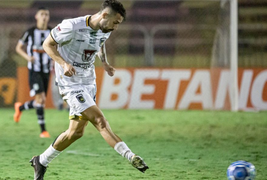 volta-redonda-se-prepara-para-retorno-de-italo-carvalho-e-possiveis-dispensas-de-atacantes3A-confira-numeros-dos-jogadores