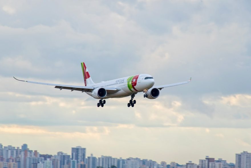 voos-diretos-de-curitiba-para-lisboa-a-partir-de-20263A-reserve-ja-suas-passagens