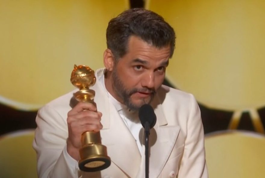 wagner-moura-vence-o-globo-de-ouro3A-veja-a-reacao-dos-outros-atores-ao-brasileiro-ganhar wagner-moura-vence-o-globo-de-ouro3A-veja-a-reacao-dos-outros-atores-ao-brasileiro-ganhar
