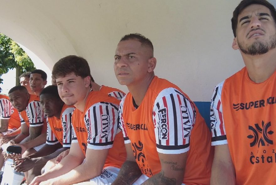 walter-perde-45kg-e-estreia-no-banco-em-derrota-do-tupy-de-jussara-go