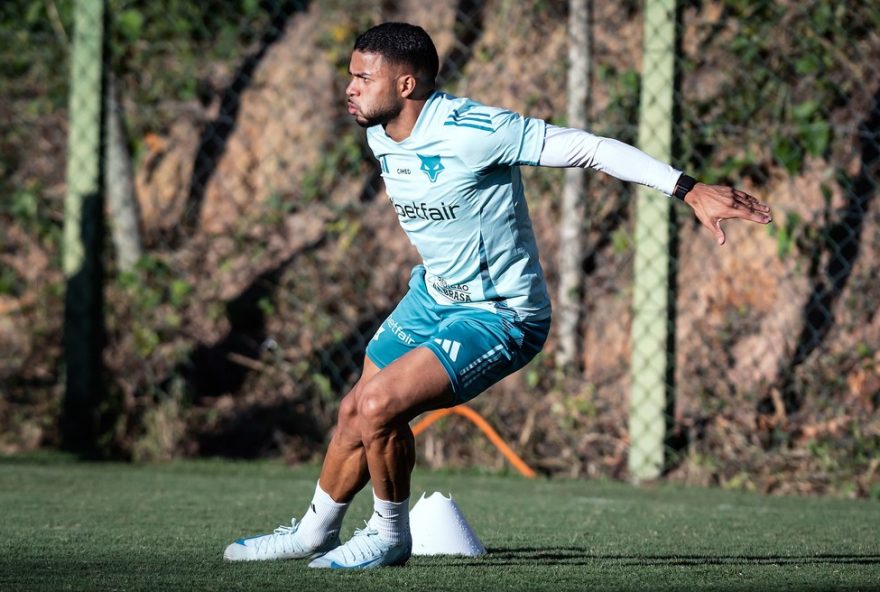 wanderson-fora-da-temporada3A-cruzeiro-se-prepara-para-enfrentar-o-vitoria-no-mineirao