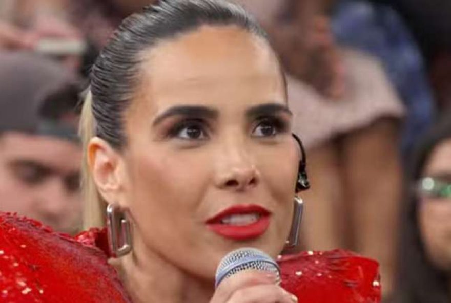wanessa-camargo-brilha-no-altas-horas-com-look-poderoso-e-declaracao-emocionante-do-pai wanessa-camargo-brilha-no-altas-horas-com-look-poderoso-e-declaracao-emocionante-do-pai