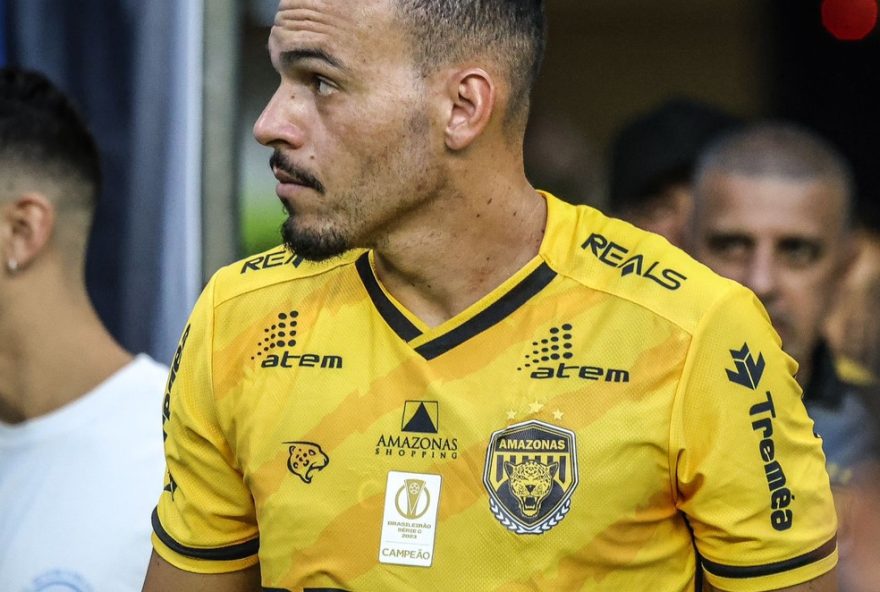 wellington-titular-na-vitoria-do-amazonas-sobre-ituano-na-estreia