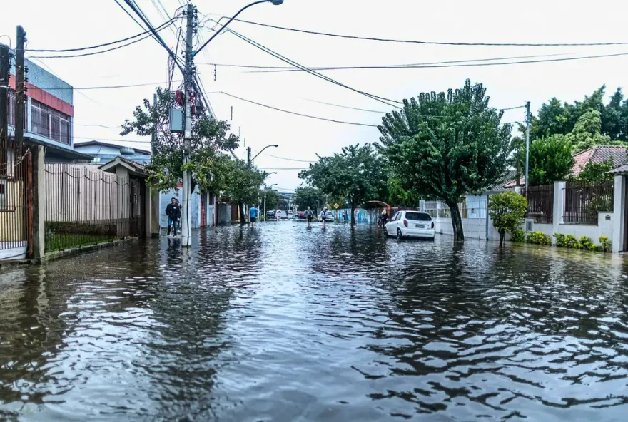 80% das cidades gaúchas sofreram danos com os temporais
(Foto: Agência Brasil)