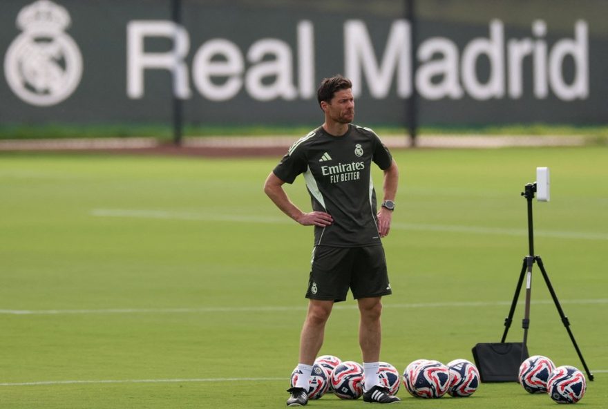 xabi-alonso-inova-no-real-madrid-com-uso-de-drone-em-treinos