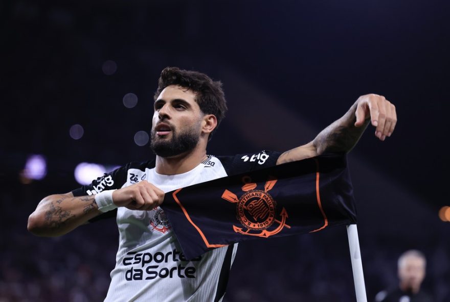 yuri-brilha-na-quebra-de-tabu-do-corinthians-e-mira-a-libertadores3A-22quatro-finais-para-nos22