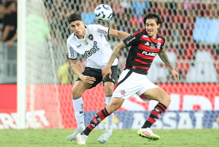 zaga-jovem-do-botafogo-faz-flamengo-passar-em-branco3A-jair-e-david-ricardo-se-destacam-em-classico-decisivo