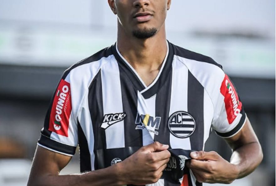 zagueiro-campeao-da-libertadores-sub-20-reforca-athletic-na-serie-b3A-felipe-vieira2C-ex-flamengo2C-integra-elenco-em-busca-da-permanencia-na-competicao