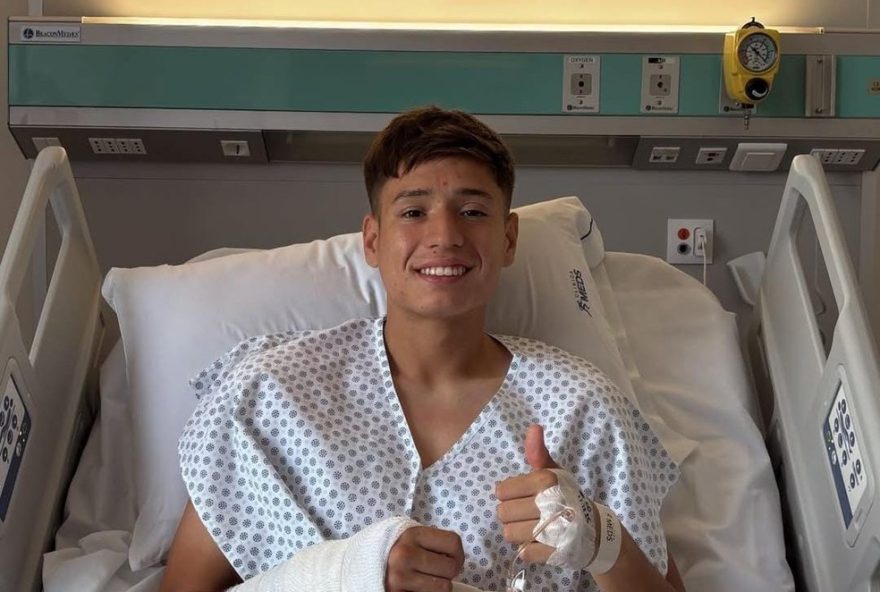 zagueiro-do-atletico-mg-e-selecao-chilena-passa-por-cirurgia-na-mao zagueiro-do-atletico-mg-e-selecao-chilena-passa-por-cirurgia-na-mao