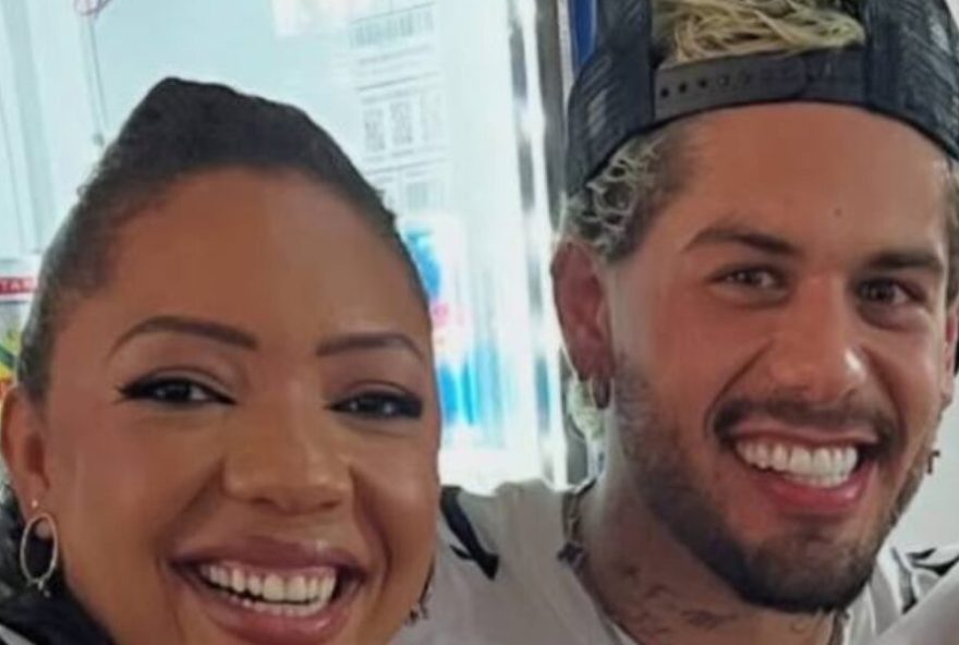 ze-felipe-surpreende-baba-carina-costa-com-vestido-de-noiva-em-cha-de-cozinha-em-goiania