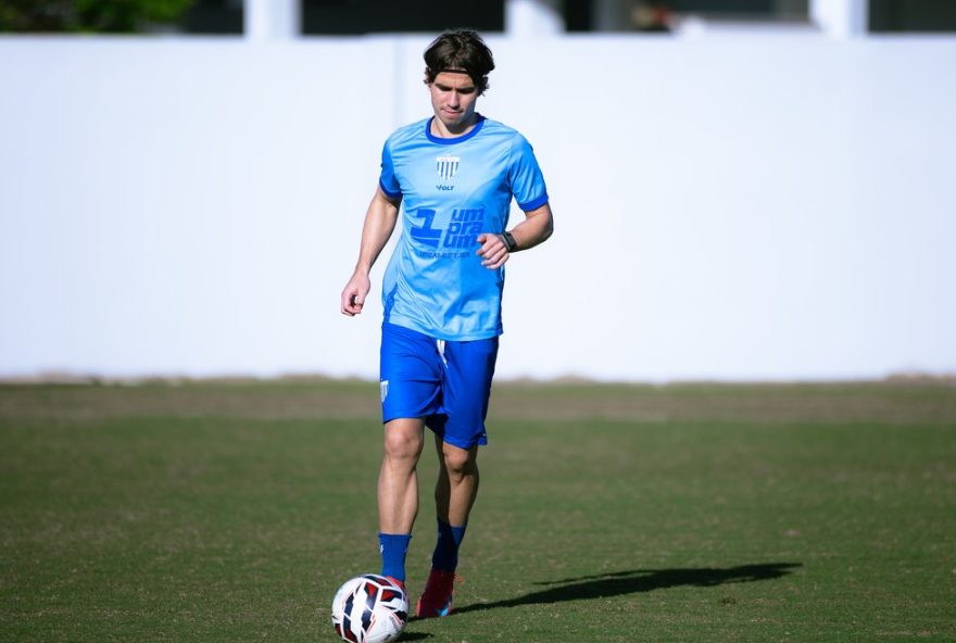 ze-ricardo-pode-reforcar-o-avai-contra-o-athletic-club3A-retorno-aguardado