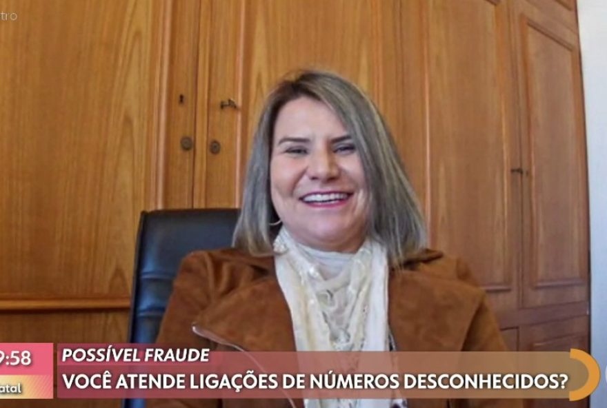 zeladora-do-pr-que-rejeitou-premio-de-r24-100-mil-tambem-recusou-contatos-da-equipe-de-patricia-poeta3A-pensei-que-era-golpe